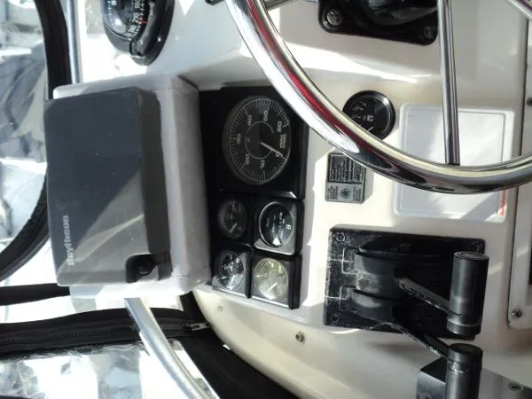 Slide: The Image of Luhrs 3400 Motor Yacht 1990 - 9