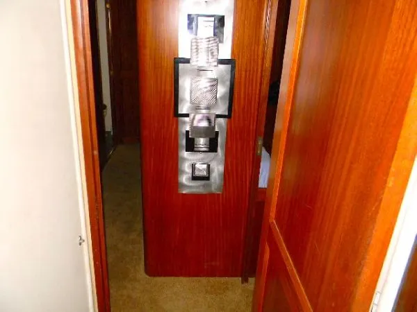 Slide: The Image of Hatteras 53 Motor Yacht 1980 - 9