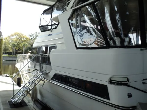 Slide: The Image of Dyna Yachts Regency 1988 - 1