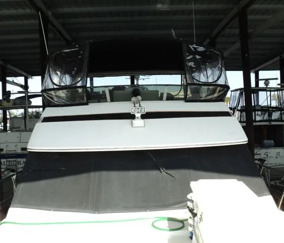 Slide: The Image of Dyna Yachts Regency 1988 - 5