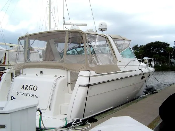 Slide: The Image of Tiara 3500 Express/Sovran 2001 - 1