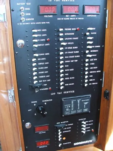 Slide: The Image of Nordhavn 35 Coastal Pilot 2001 - 9