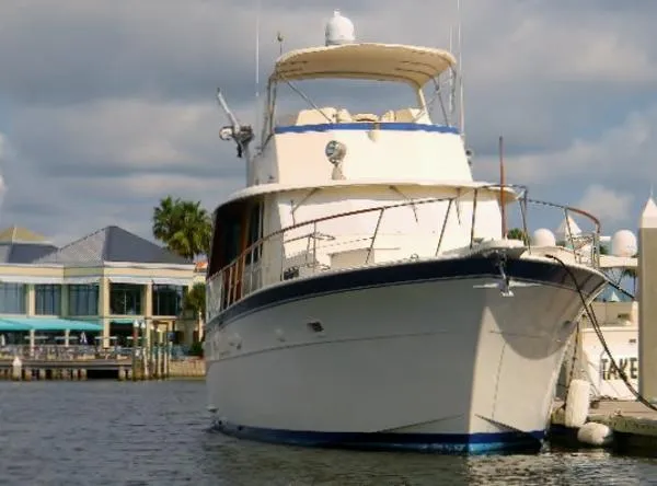 Slide: The Image of Hatteras 53 Classic Motor Yacht 1977 - 4