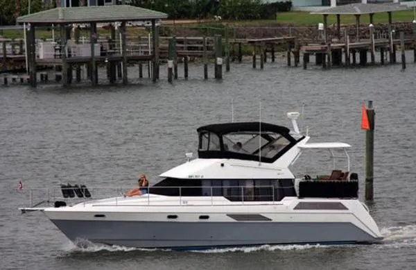 Slide: The Image of Bayliner 4387 Motor Yacht 1990 - 1