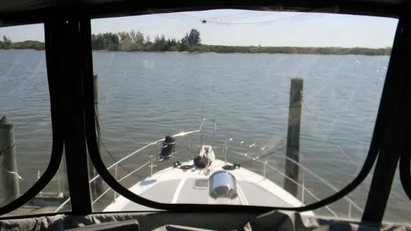 Slide: The Image of Bayliner 4387 Motor Yacht 1990 - 10