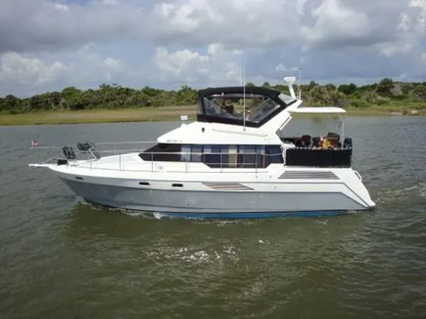 Slide: The Image of Bayliner 4387 Motor Yacht 1990 - 2