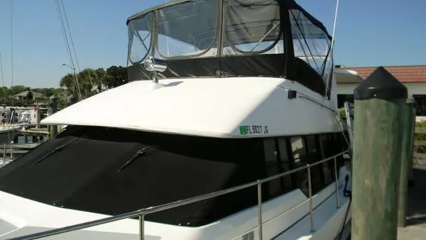 Slide: The Image of Bayliner 4387 Motor Yacht 1990 - 9