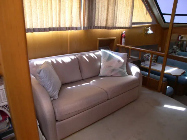 Slide: The Image of Chris-Craft 372 Catalina 1988 - 3