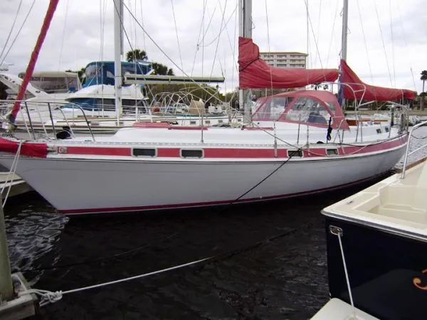Slide: The Image of Morgan 41 Out Island Ketch 1979 - 0