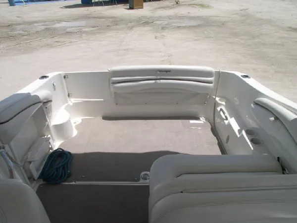 Slide: The Image of Wellcraft 2600 Martinique 2002 - 4