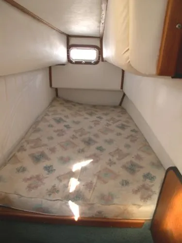 Slide: The Image of Gemini Performance Catamaran 1987 - 5