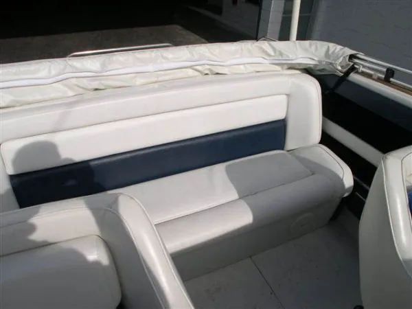 Slide: The Image of Four Winns 205 Sundowner 1989 - 4