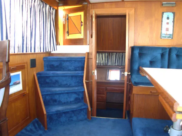 Slide: The Image of Cooper Yachts Prowler 350 Aft Cabin 1988 - 8
