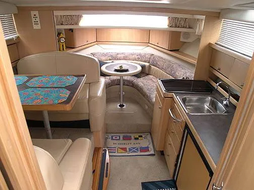Slide: The Image of Bayliner 3255 Avanti 1998 - 2