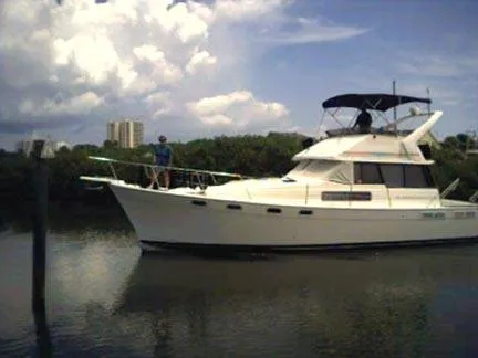 Slide: The Image of Bayliner 3888 Motoryacht 1993 - 0