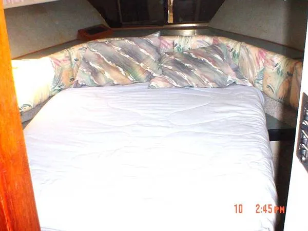 Slide: The Image of Bayliner 3888 Motoryacht 1993 - 1
