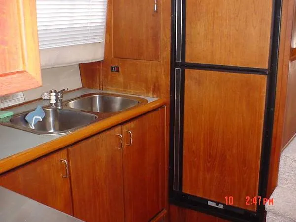 Slide: The Image of Bayliner 3888 Motoryacht 1993 - 4