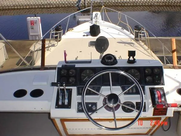 Slide: The Image of Bayliner 3888 Motoryacht 1993 - 8