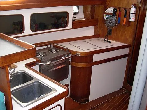 Slide: The Image of Gulfstar Sailmaster Aft Cockpit 1981 - 4