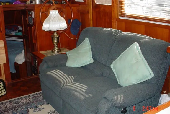 Slide: The Image of Marine Trader Dbl Cabin MY 1976 - 1