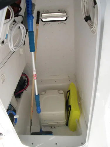 Slide: The Image of Carolina Sea Chaser 2600 CC 2006 - 6
