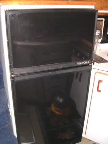Slide: The Image of Sea Ray 380 Aft Cabin 1989 - 6