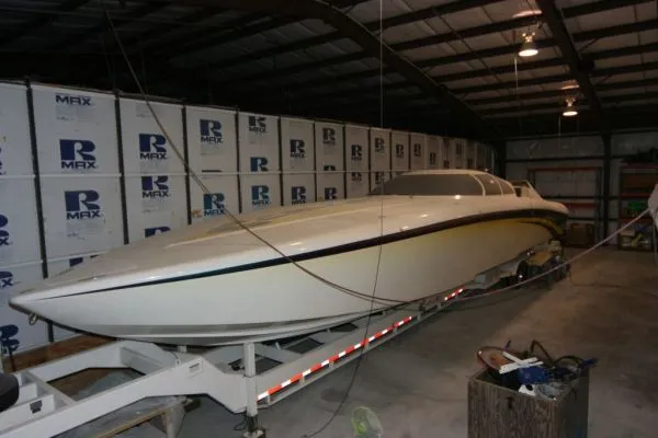 Slide: The Image of Mystic Powerboats Callan 55 2000 - 1