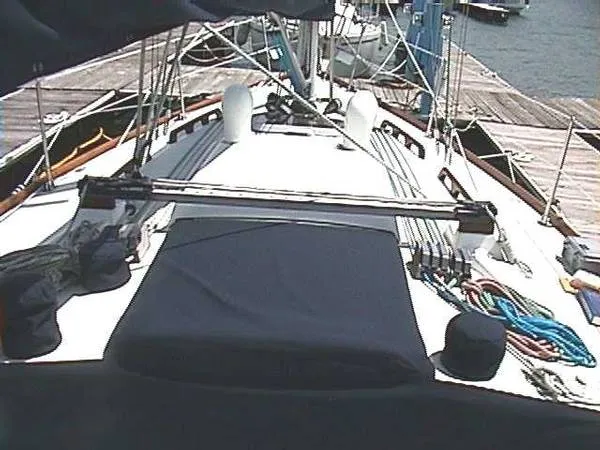 Slide: The Image of Tartan Sloop 1990 - 3