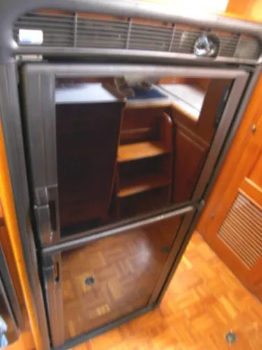 Slide: The Image of Marine Trader 38 Double Cabin Trawler 1985 - 3