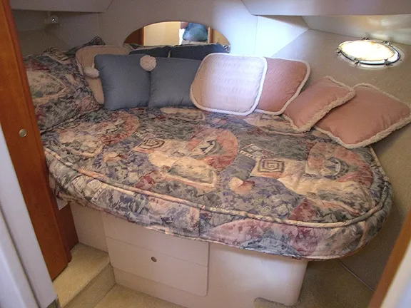 Slide: The Image of Silverton 352 Motor Yacht 1998 - 10