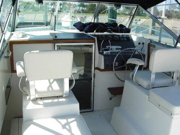 Slide: The Image of Tiara 2700 Open Express Sportfisher 1988 - 5