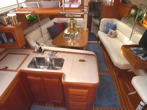 Slide: The Image of Hunter 40.5 Sloop 1997 - 3