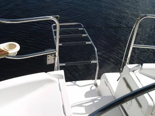 Slide: The Image of Hunter 40.5 Sloop 1997 - 7
