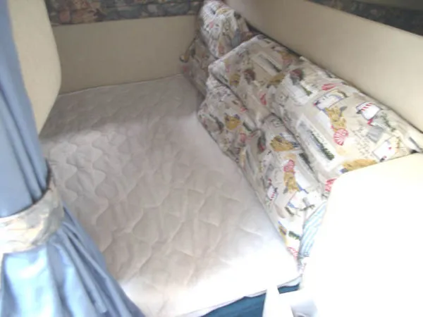 Slide: The Image of Sea Ray 270 Sundancer 1996 - 4