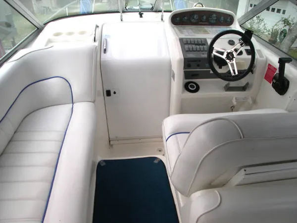 Slide: The Image of Sea Ray 270 Sundancer 1996 - 5