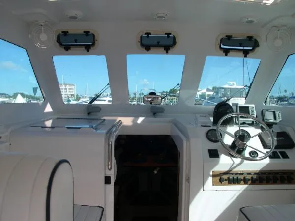 Slide: The Image of Mainship Pilot Sedan 1999 - 8
