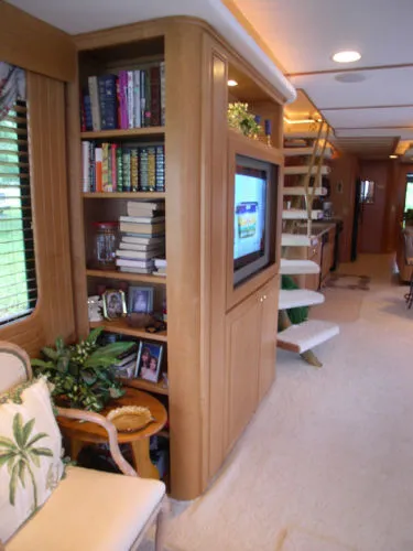 Slide: The Image of Stardust Cruisers Houseboat 2001 - 4
