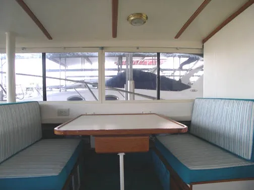 Slide: The Image of Silverton 31 Convertible Flybridge 1979 - 4