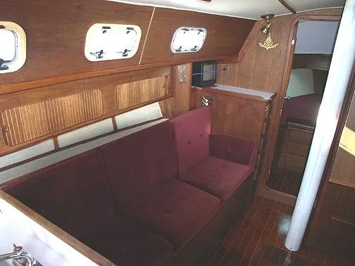 Slide: The Image of Caliber Yachts Caliber 33 1986 - 3