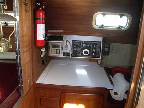 Slide: The Image of Caliber Yachts Caliber 33 1986 - 4