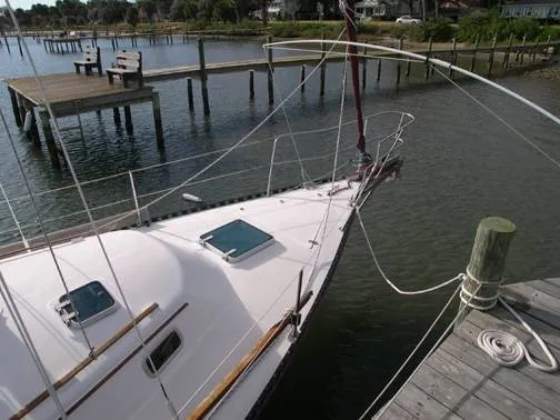 Slide: The Image of Caliber Yachts Caliber 33 1986 - 8