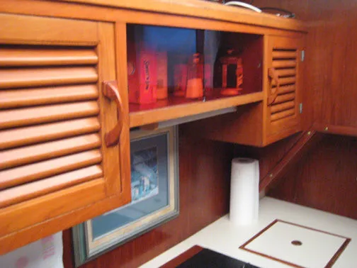 Slide: The Image of PT Motor Yacht 1988 - 6
