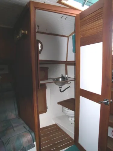 Slide: The Image of Com-Pac 27/2 sloop 1997 - 6