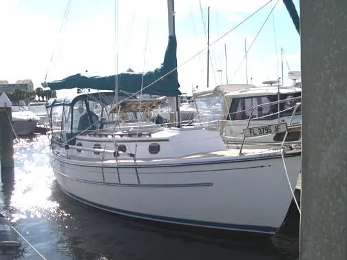 Slide: The Image of Com-Pac 27/2 sloop 1997 - 0