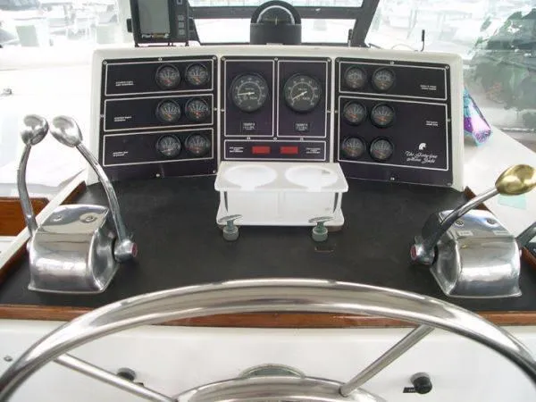 Slide: The Image of Trojan Double Cabin MY 1980 - 5
