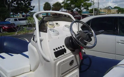 Slide: The Image of Nautica DLX Center Console 2006 - 2