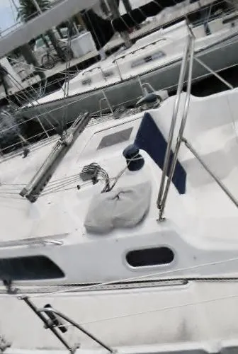 Slide: The Image of Catalina 350 Sloop 2003 - 5