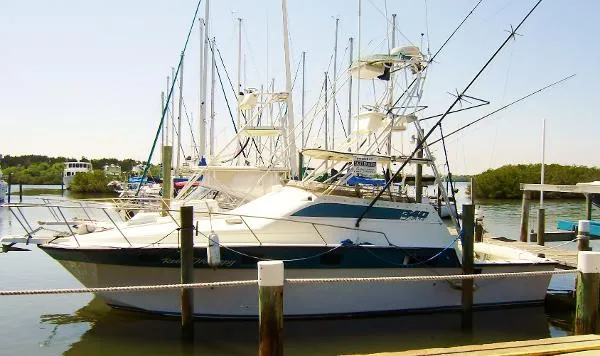 Slide: The Image of Luhrs 340 Sport Fisherman 1983 - 0