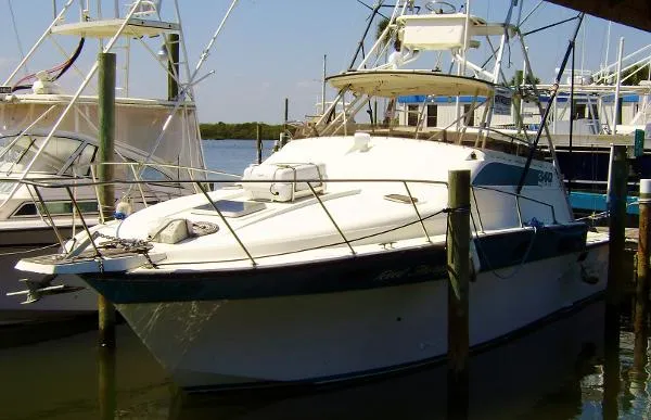 Slide: The Image of Luhrs 340 Sport Fisherman 1983 - 2