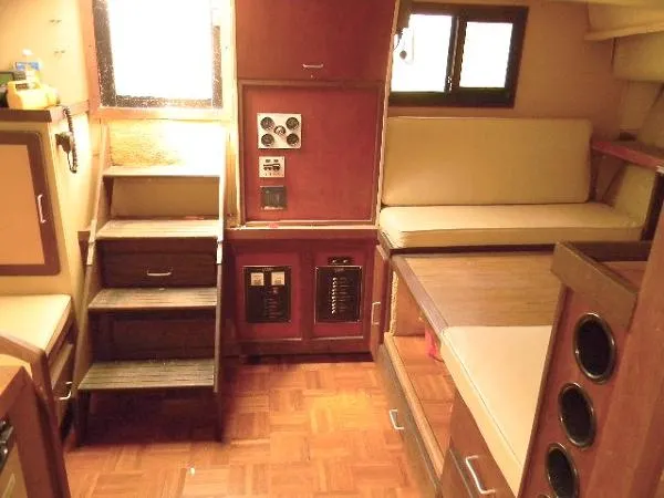 Slide: The Image of Luhrs 340 Sport Fisherman 1983 - 7
